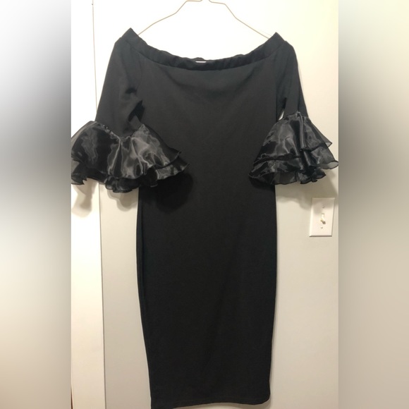 NEW Black dress with 3/4 ruffled finish sleeves, size M. - Picture 2 of 8
